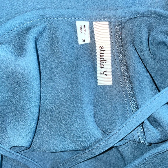 Detailed Blouse - Picture 4 of 4